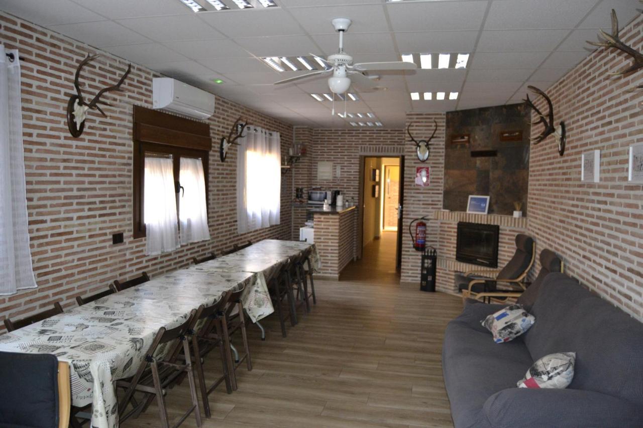 Apartamentos "Casa Rural De Aldea" Aldea del Fresno エクステリア 写真
