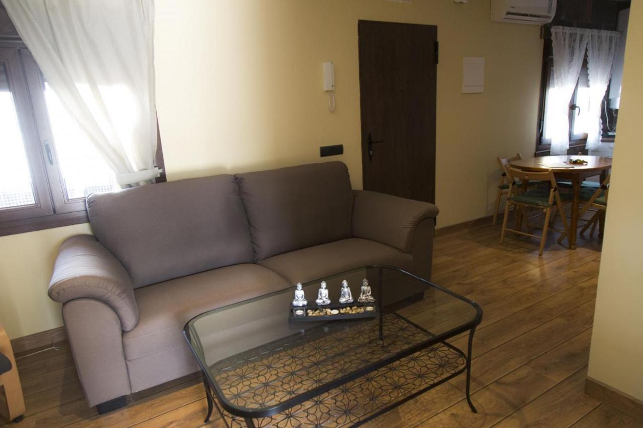 Apartamentos "Casa Rural De Aldea" Aldea del Fresno エクステリア 写真
