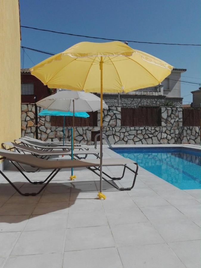 Apartamentos "Casa Rural De Aldea" Aldea del Fresno エクステリア 写真