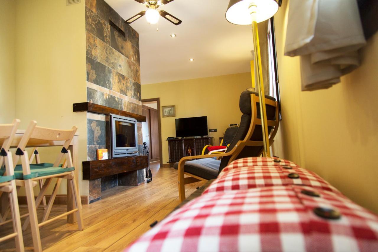 Apartamentos "Casa Rural De Aldea" Aldea del Fresno エクステリア 写真