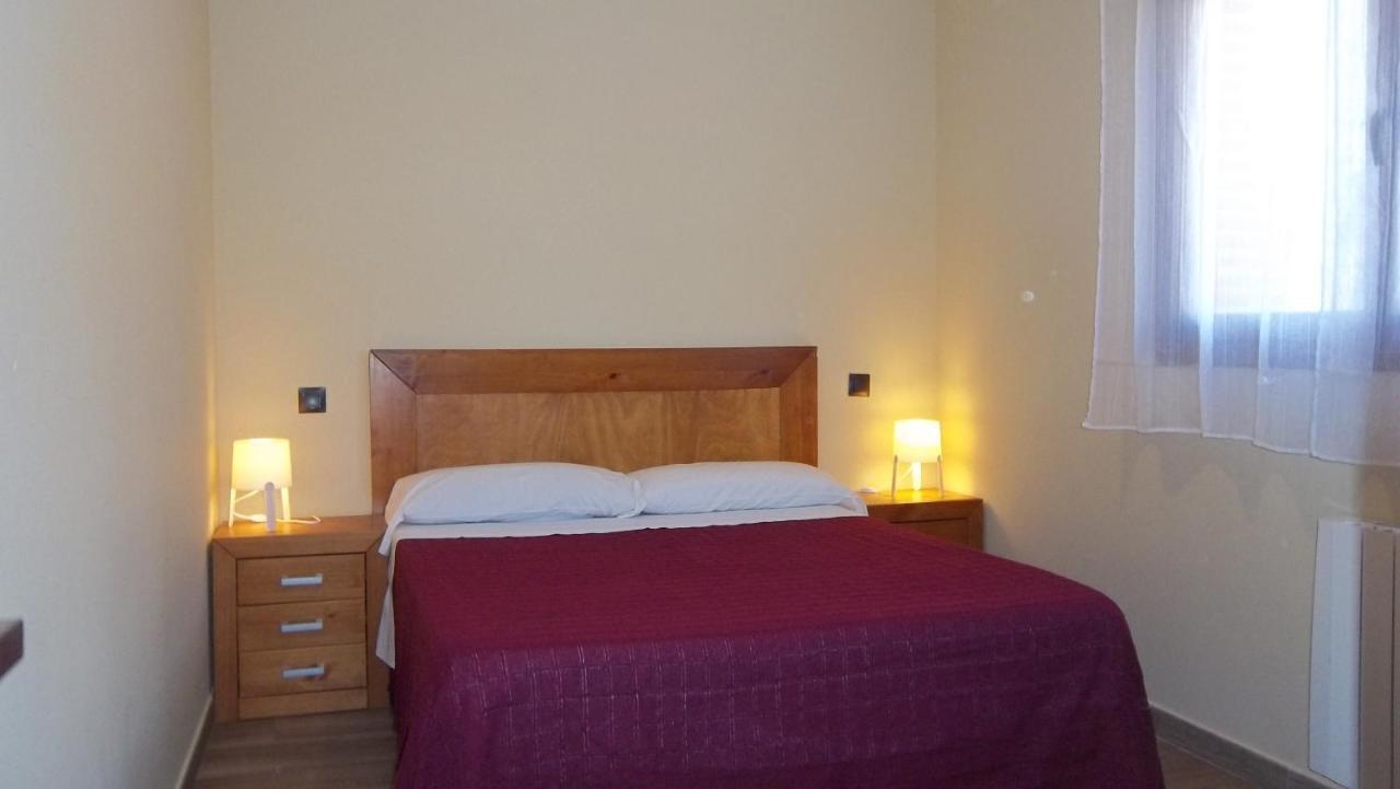 Apartamentos "Casa Rural De Aldea" Aldea del Fresno エクステリア 写真